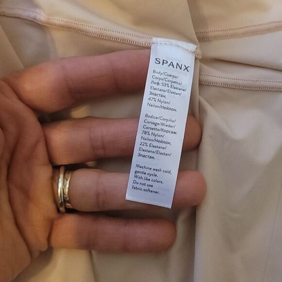 New with tags Spanx tank top 1x - Picture 8 of 8